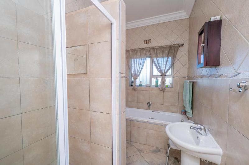4 Bedroom Property for Sale in De Tijger Western Cape
